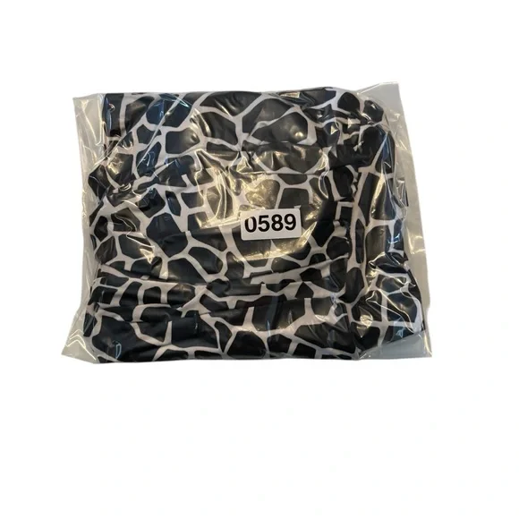 MIRACLESUIT Giraffe/Animal Print Tankini Halter Swimsuit Top in B/W Size 12 - Picture 10 of 10